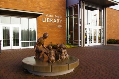 Tualatin Library Trailhead - Hiking in Portland, Oregon and Washington