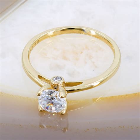 Inel Placat Cu Aur Galben K Model Solitaire Cu Cristale Zirconia Cod