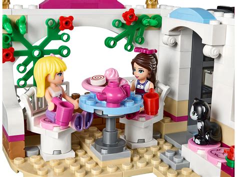 Lego® Friends Heartlake Cupcake Café 41119