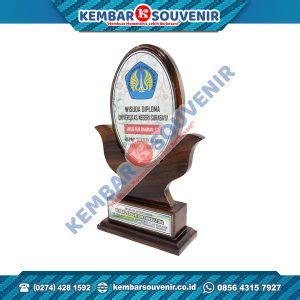 Plakat Contoh PT Dafam Property Indonesia Tbk Jual Vandel Kayu Ukir