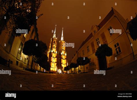 Wroclaw Cathedral, Wroclaw's Saint Johns the Baptist Cathedral, Wroclaw, Poland Stock Photo - Alamy