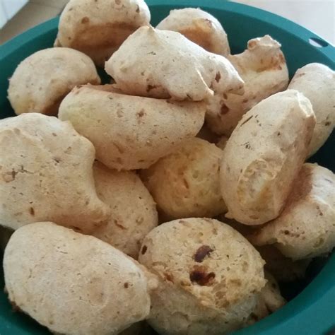 Receita de Pão de queijo mineiro verdadeiro Receitas Fáceis e Rápidas