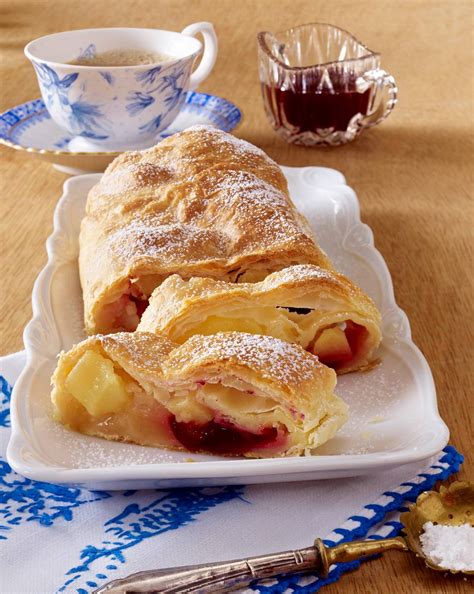 Zitronen Apfelstrudel Mit Kirschen Rezept Lecker