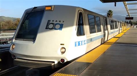 Bart 1973 Rohr A2 Car 1219 On The Green Line 6 Car Legacy Fleet Daly