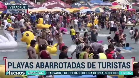 Turistas Abarrotan Y Disfrutan De Playas En Veracruz