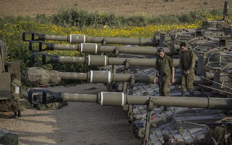 Israeli artillery deployed along Gaza border ~ Freelancer Forhad Reza