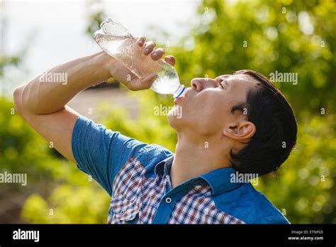 Man Drink Water Summer Hot Hi Res Stock Photography And Images Alamy