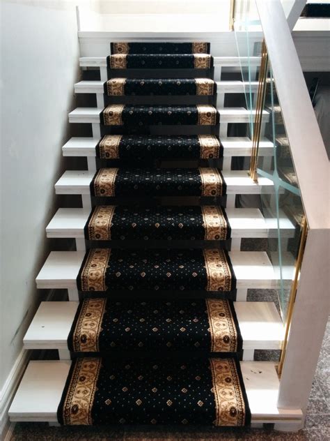 Black Stair Runner Transitional Staircase Toronto By Floorians