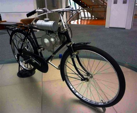 First Versions: Honda (motorcycles): 1st model ever