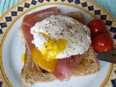 Pochiertes Ei Auf Toast Mit Serranoschinken Von Jalapeno Jule Chefkoch