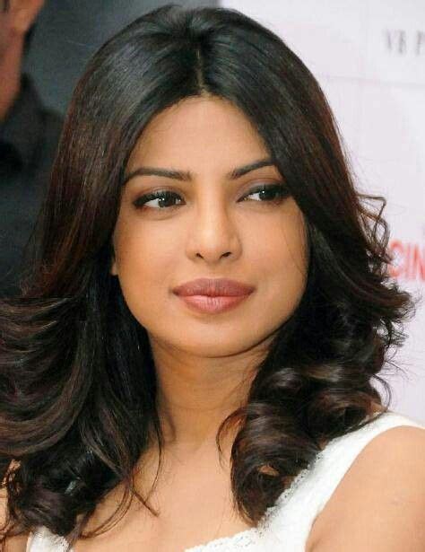 Priyanka Chopra Actress Hairstyles Model Hair Priyanka Chopra Hot