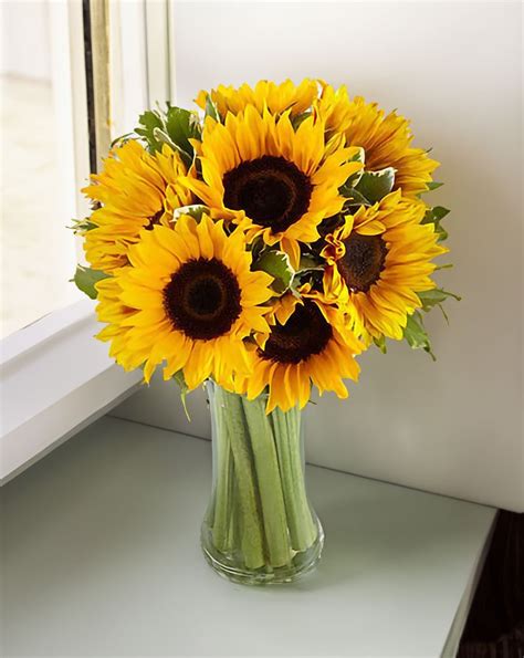 Sunflower Bouquet in a Vase - Making Dream