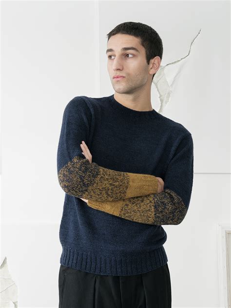 Crew-neck sweater | KNITBRARY