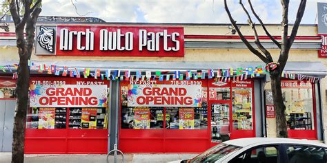 arch-autoparts-grand-opening - aftermarketNews