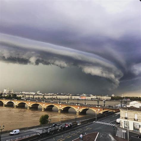 Impressionnants Orages De Gr Le Sur Le Sud Ouest Info Chalon