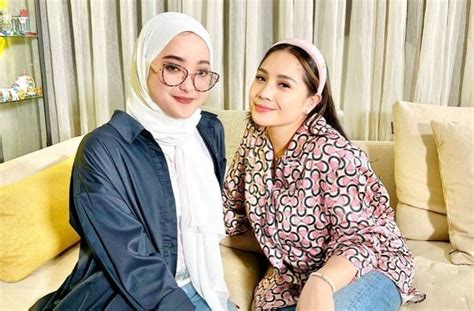 Potret Asisten Baru Raffi Ahmad Cantik Berhijab Mirip Gita Savitri