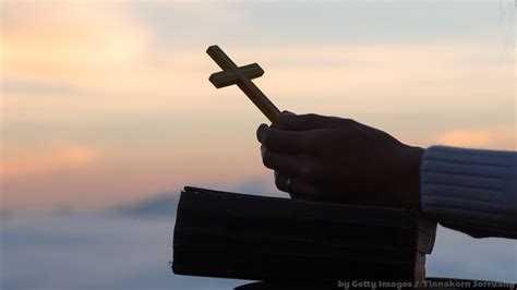 Cuál es la misión de los laicos en la Iglesia En esto