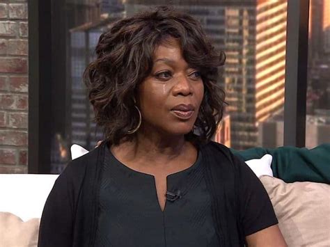 Alfre Woodard Biography Height And Life Story Super Stars Bio