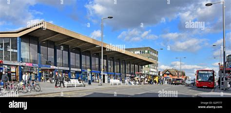 Barking station hi-res stock photography and images - Alamy