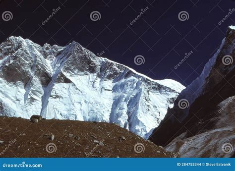 South Face of Lhotse stock photo. Image of nature, peak - 284753344