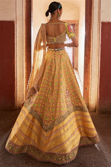 Yellow Woven Silk Banarasi Wedding Lehenga Set By Aditi Gupta At Pernia