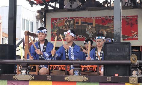 敦賀まつり開幕、おはやしにぎやか宵山巡行 3日はカーニバル大行進 Fukui若狭oneweb 福井「若狭路」の観光サイト