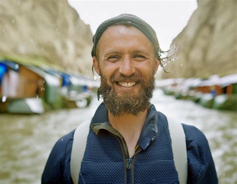 Choosing and Using Dehumidifiers: Keep Your Indoor Comfortable and Dry