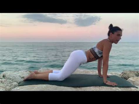 Lezione Yoga 20 Minuti Adatta A Tutti Carol Ciancia YouTube