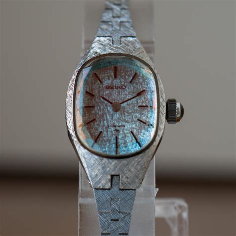 Seiko “Diamond Cut” Ladies 17-340 – Provenance Watches