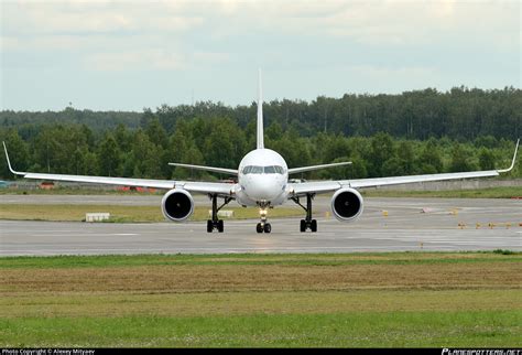 VQ BKF UTair Aviation Boeing 757 2Q8 WL Photo By Alexey Mityaev ID