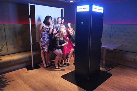 Tips When Hiring A Photo Booth