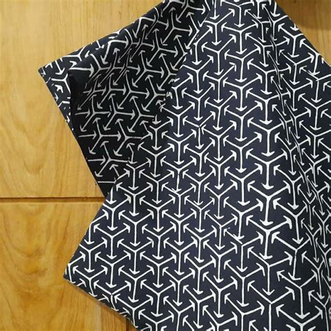 Jual Kain Batik Katun Cap Sewarna Hitam Motif Panah Shopee Indonesia