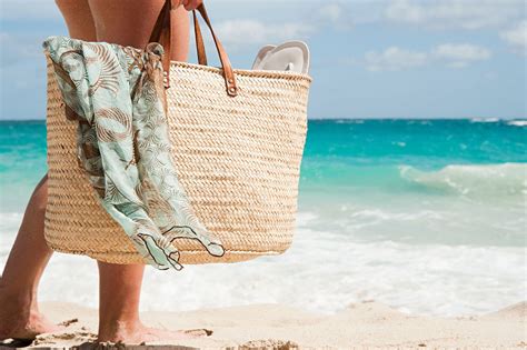 5 Factors To Consider Before Choosing Your Beach Bag The Catwalk