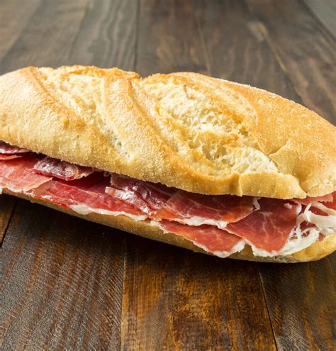 Le Sandwich Bocadillo Un Classique De La Cuisine Espagnole Recettes