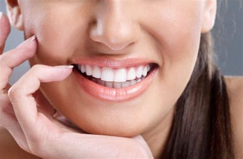 Do You Have White Spots On Teeth Here S How You Can Overcome Them