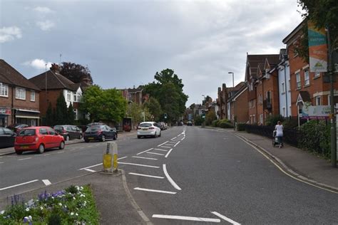 Horsham Rd © N Chadwick Cc By Sa20 Geograph Britain And Ireland