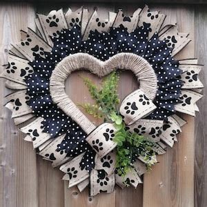 How to Video, Valentine Wreath Tutorial, Step by Step Wreath Tutorial ...