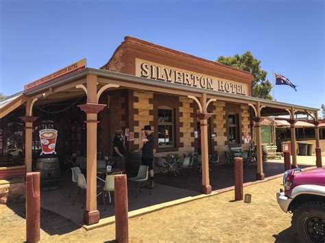 The Country Pub An Outback Nsw Icon Australian Geographic