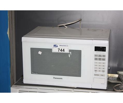 PANASONIC INVERTER MICROWAVE OVEN AND 2 PANASONIC INVERTER OVER THE ...