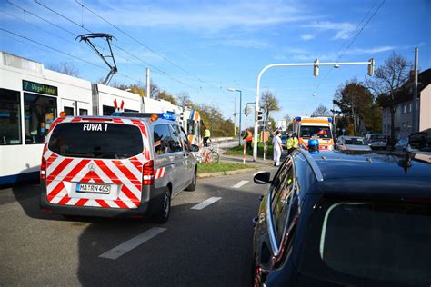 Mannheim Radfahrerin Starb Bei Zusammensto Mit Stra Enbahn Update