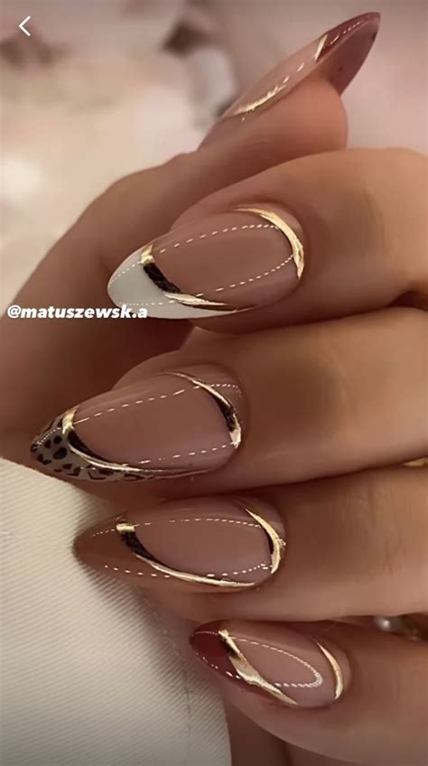 Pin By Eleanor Hayes On Beauty Nails Stylish Nails False