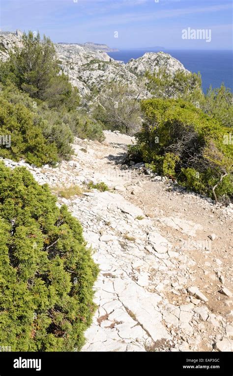 Hiking trail, Calanques National Park, France Stock Photo - Alamy