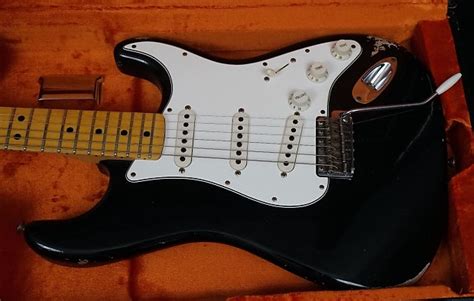 Fender Custom Shop Relic Stratocaster Blackie Reverb Canada