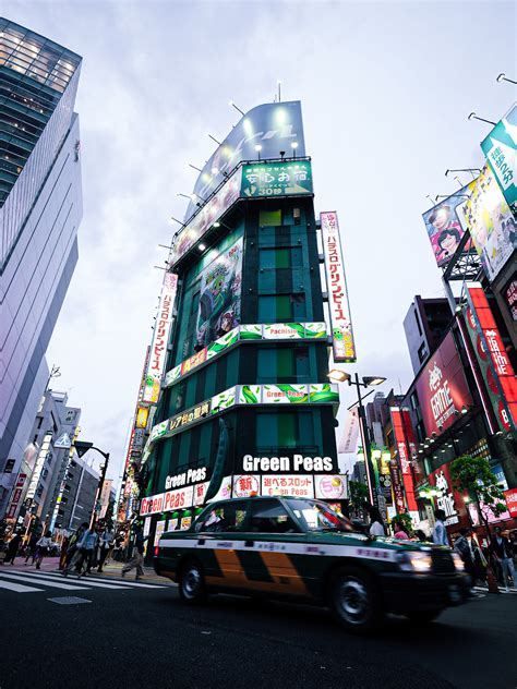 SHiNJUKU in TOKYO on Behance