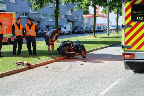 T Dlicher Unfall Auf Der B In Wuppertal