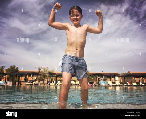 11 year old boy swimming hi-res stock photography and images - Alamy