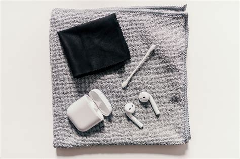 How To Clean Airpods And Airpods Cases Safely According To Experts