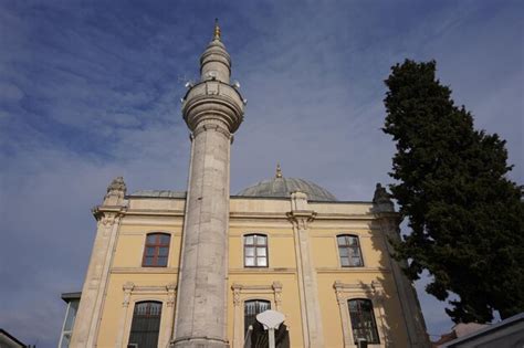 Mezquita Hamidiye En Buyukada En Estambul Turkiye Foto Premium