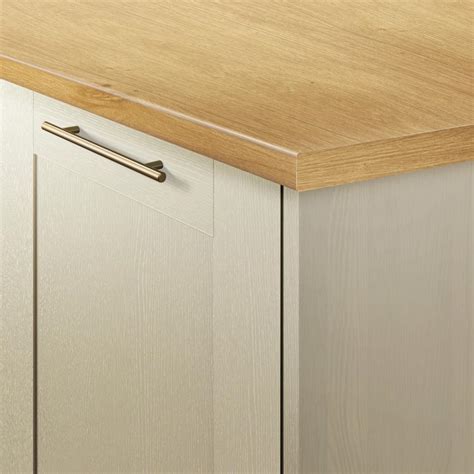 Howdens 3m X 38mm Bullnose Oak Effect Laminate Worktop Howdens