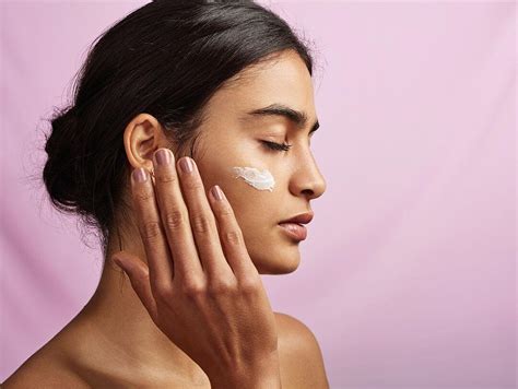 Hydration Vs Moisture What Your Skin Really Needs From An Expert Ipsy